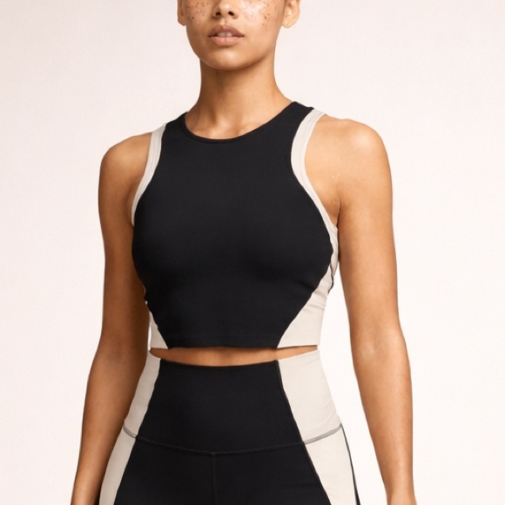 Nike Yoga Dri-Fit Luxe Cropped Tank